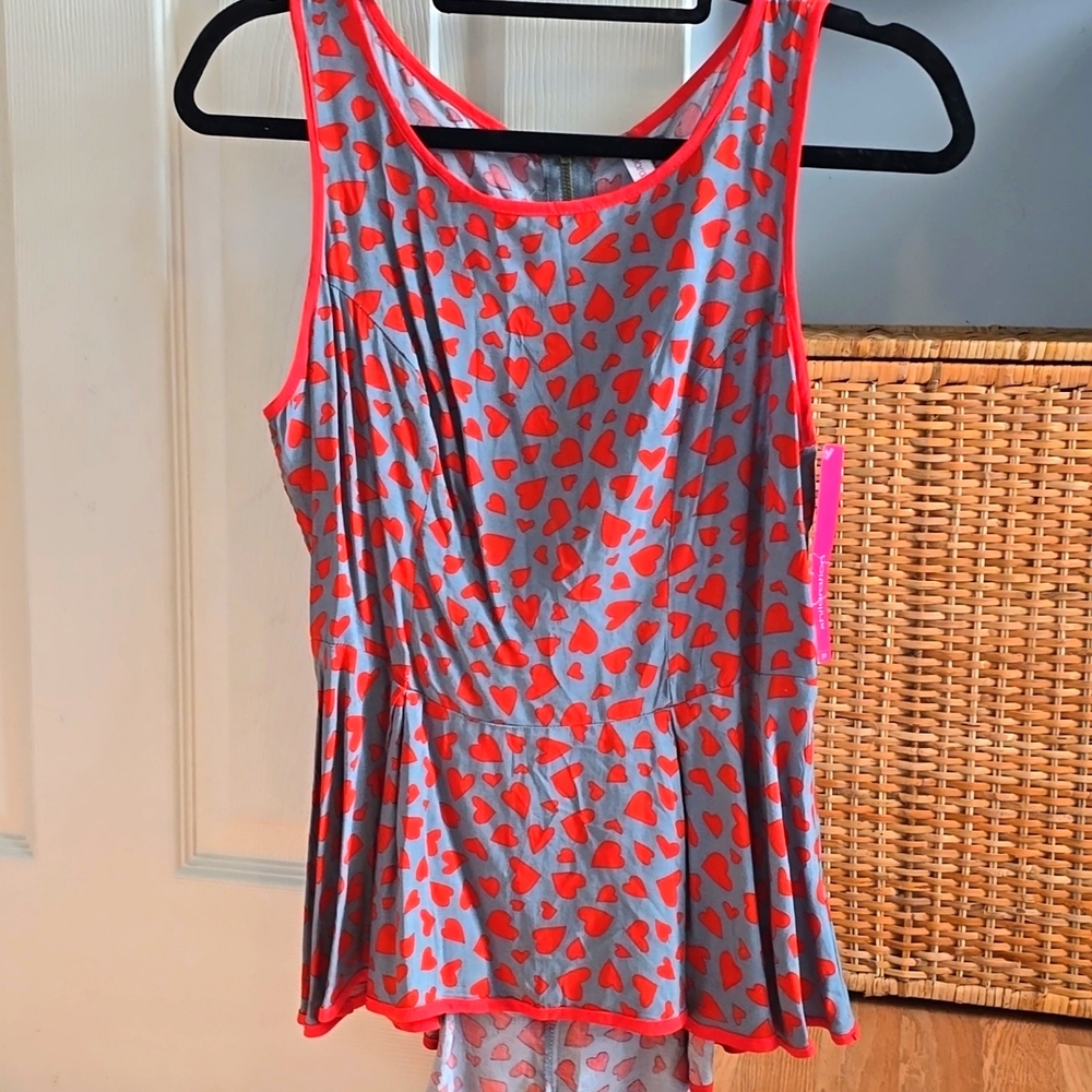 NWT Women's Peplum Top L